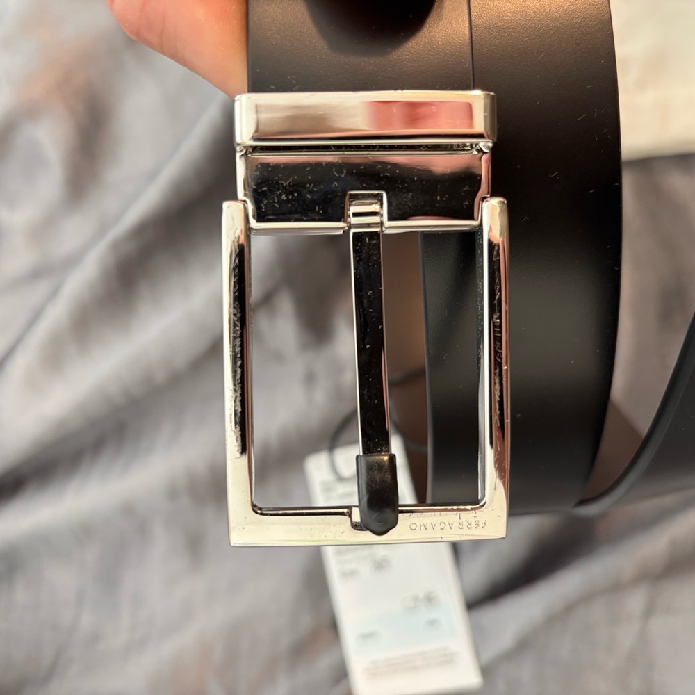 Salvatore Ferragamo Black Leather Belt with Signature Buckle